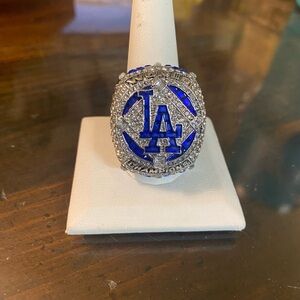 LA Seager 2016 World Championship Ring